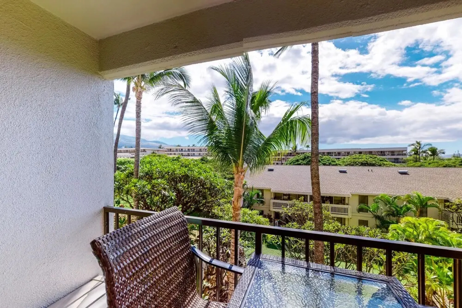 Kihei Akahi by Condominium Rentals Hawaii