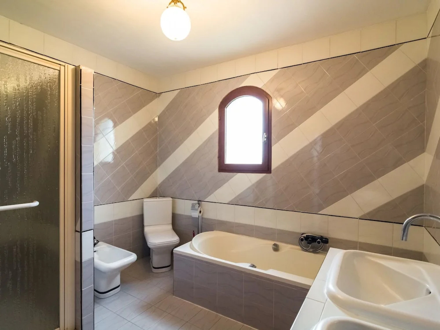 Villa, a True Paradise for the Children, With Private Swimming Pool and Large Grass Garden!