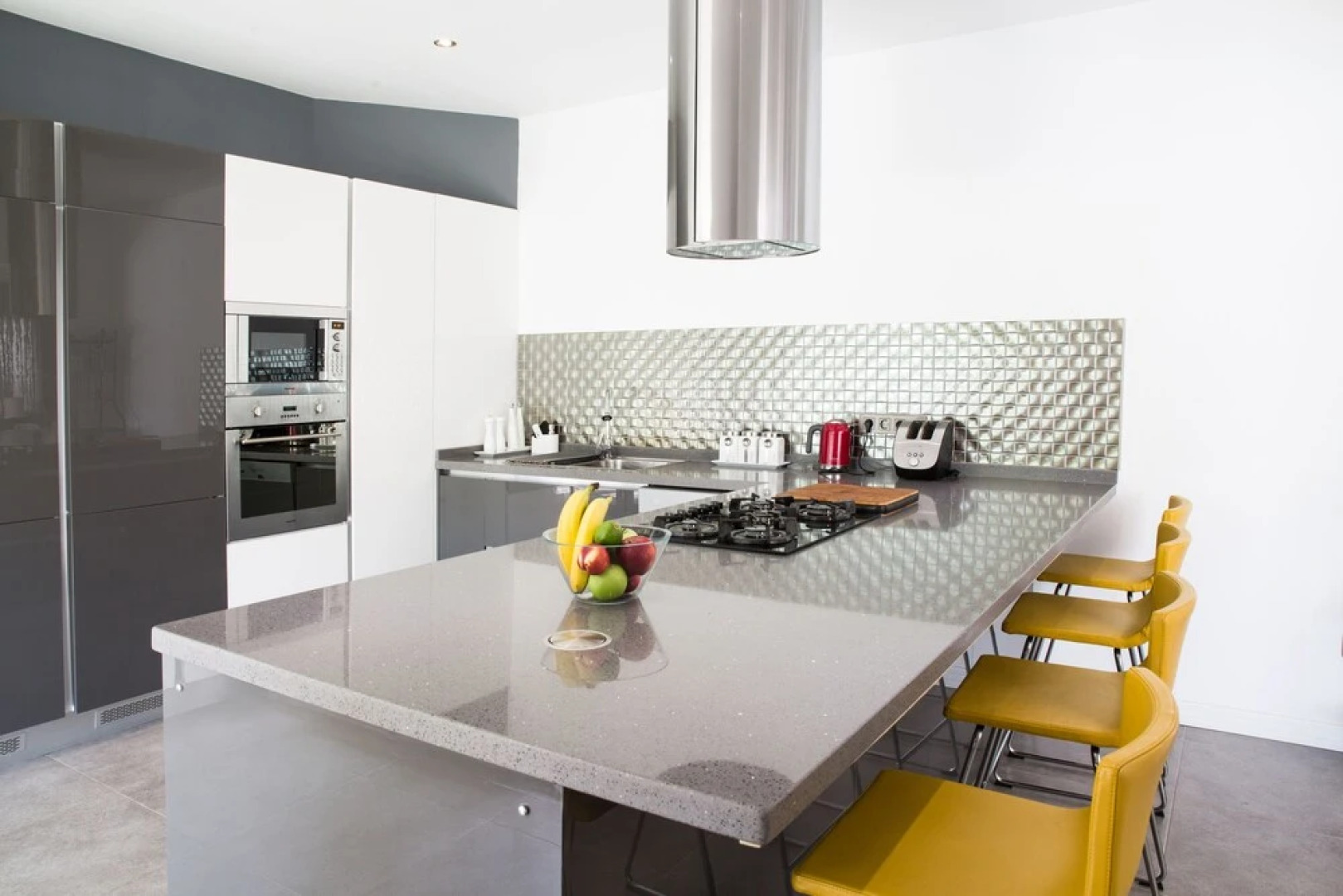 Important Group Villa Olivia