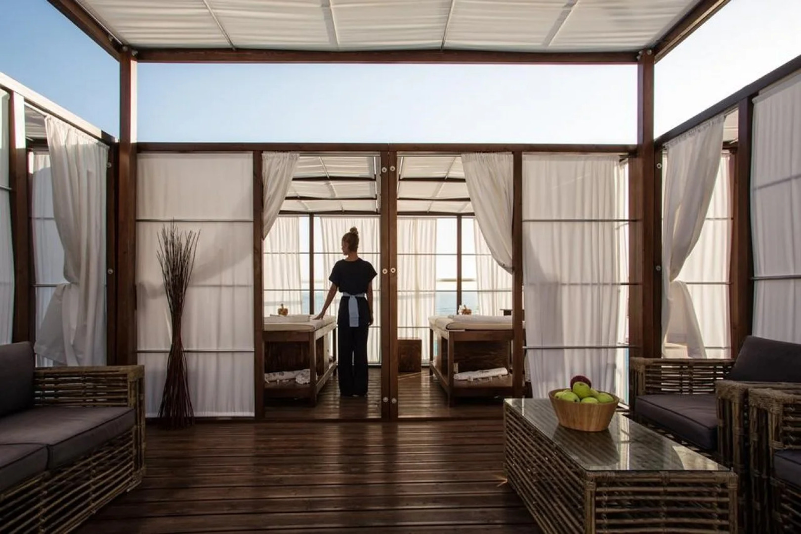 Solimar Aquamarine Resort