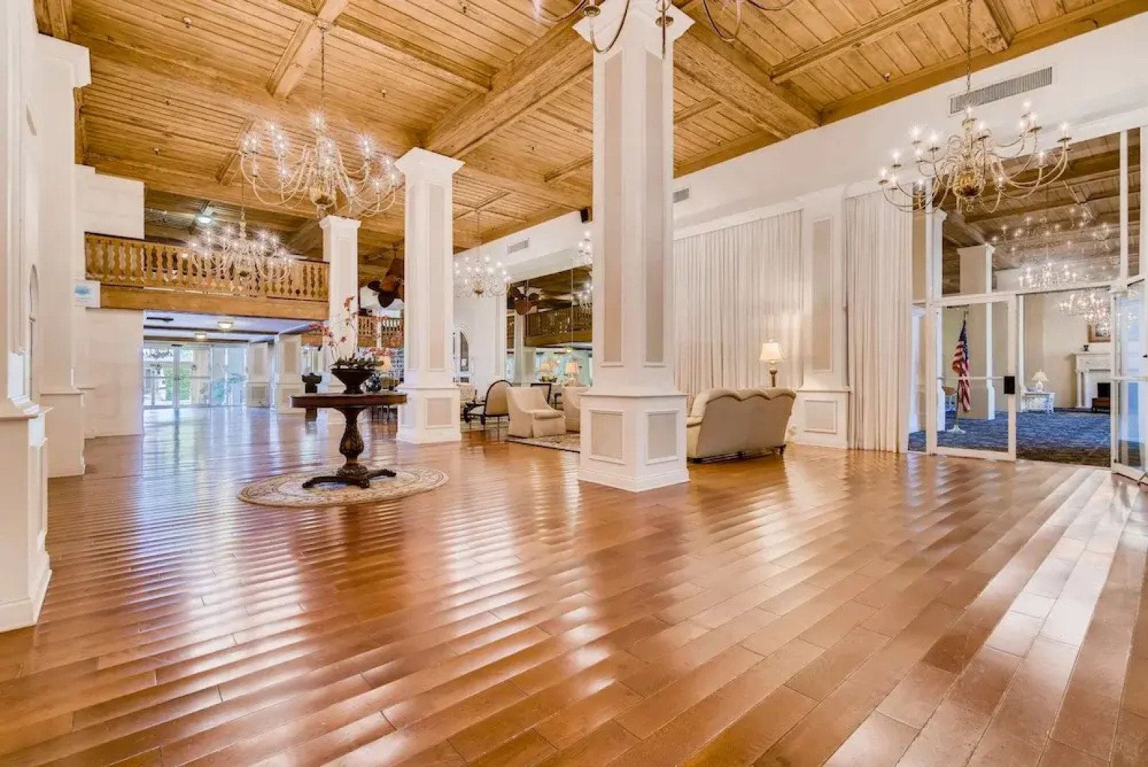 The Palm Beach Hotel Penthouse 3 by PBVR