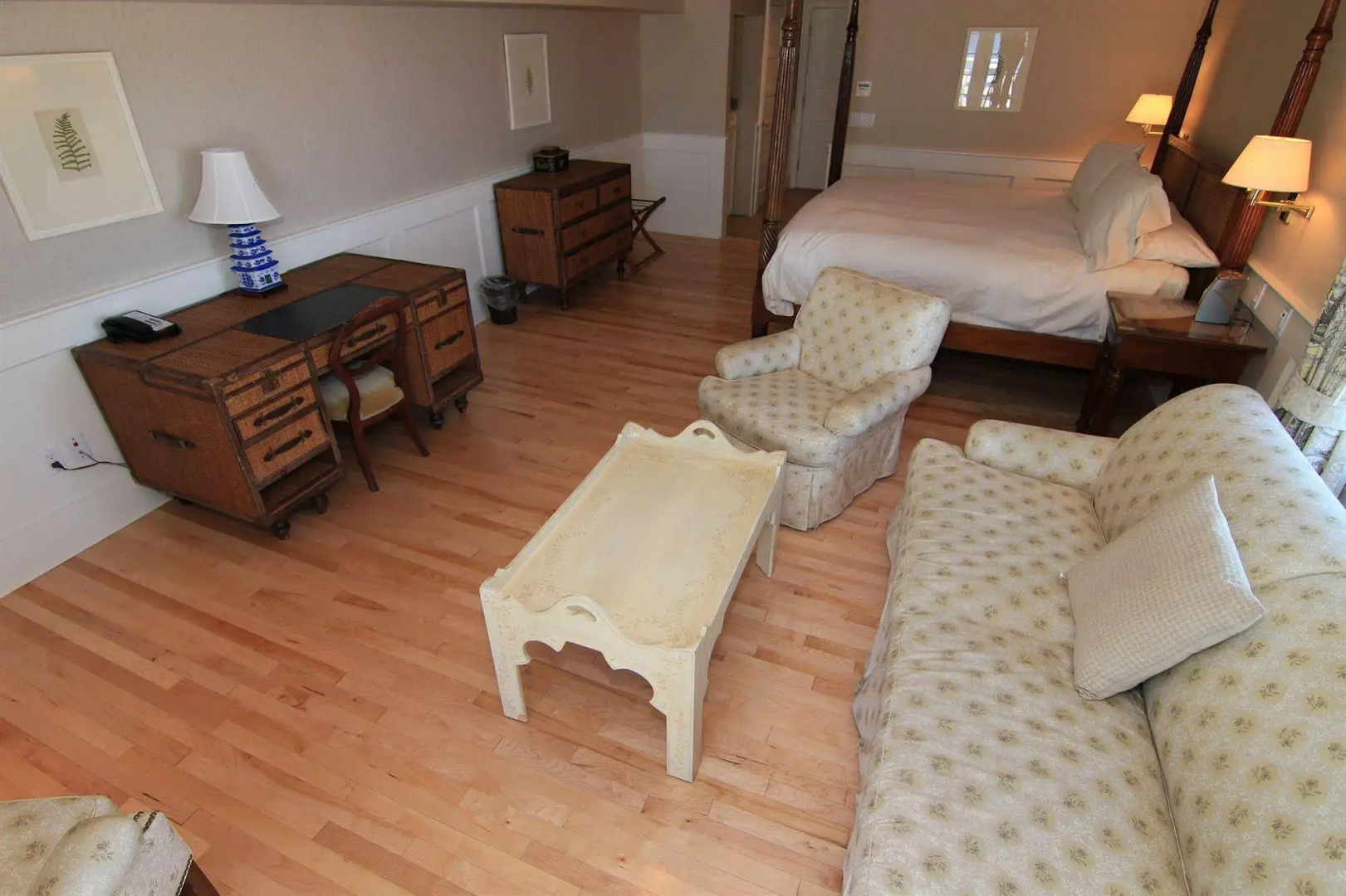 Anchor Inn Beach House