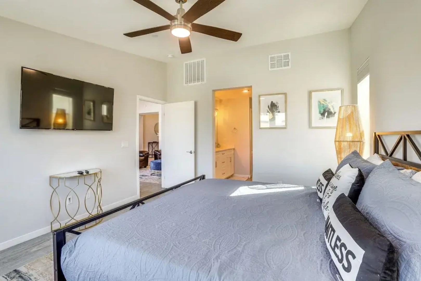 Pool, Spa & More: Relax in Desert Hot Springs!