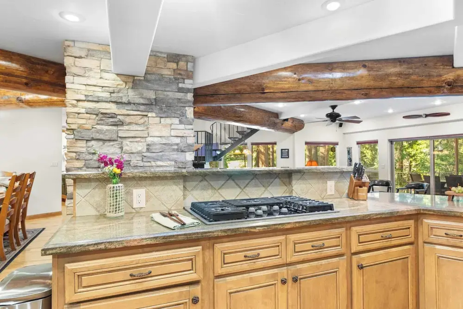 The Fairway Hideaway by Avantstay Game Room, Outdoor Dining & Near Lake Arrowhead