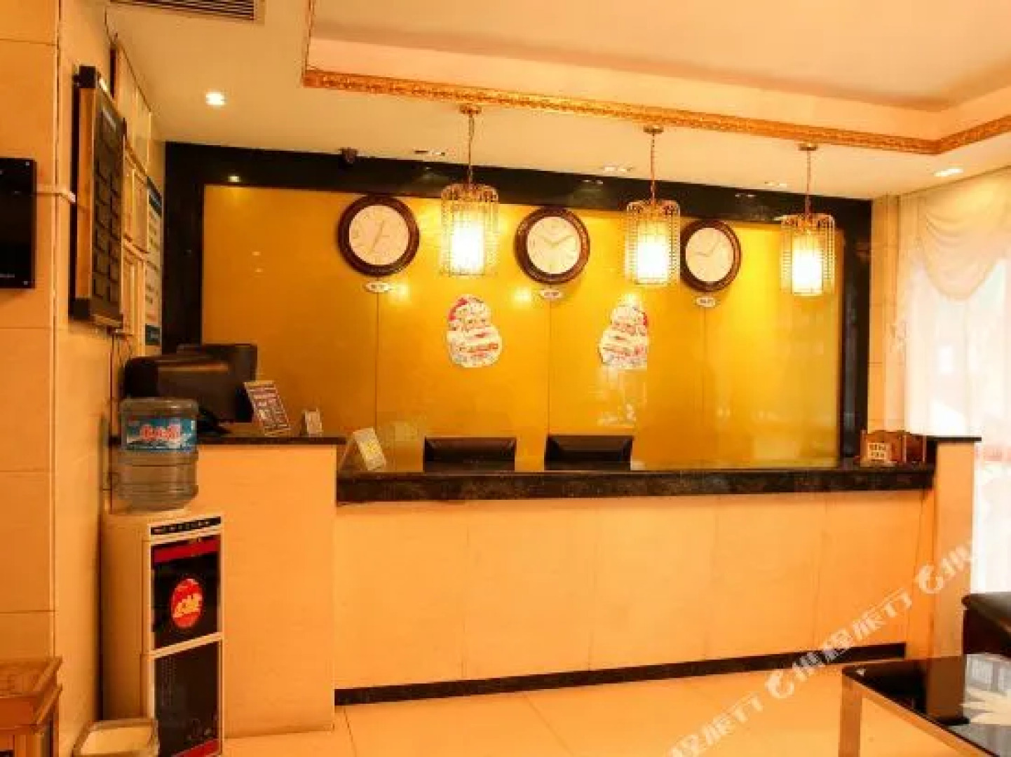 Jingmen May Wind E-sports Hotel