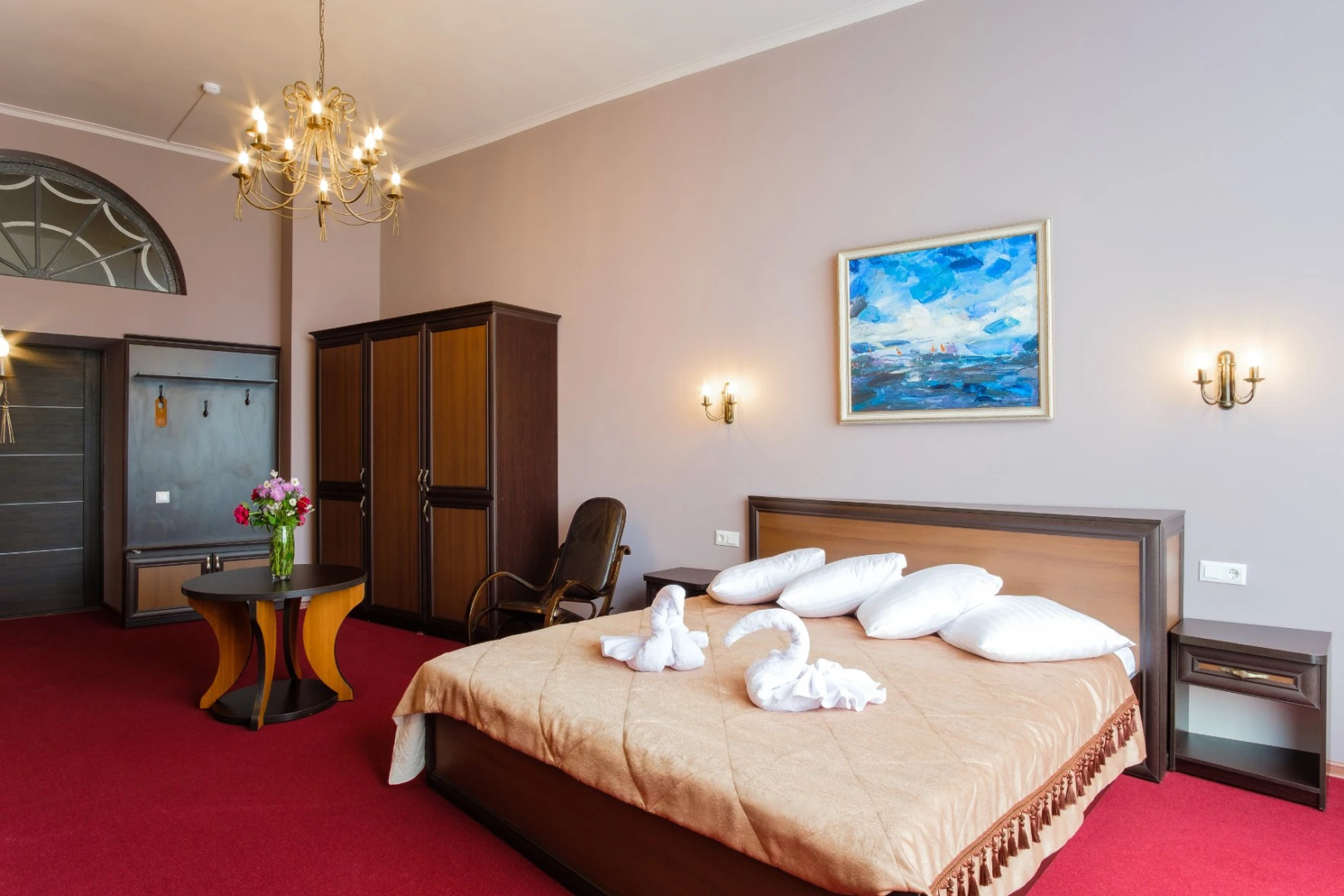 Гранд Астория