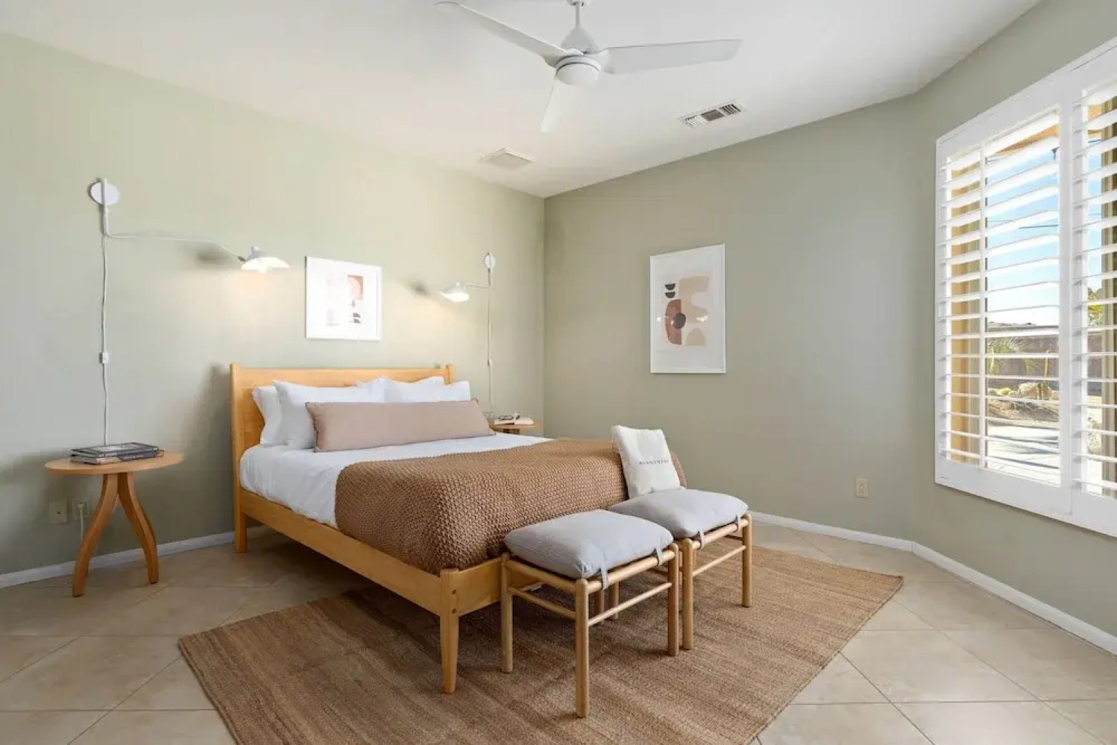 Playa Sol by Avantstay Jtree Oasis w/ Hot Tub & Pool!