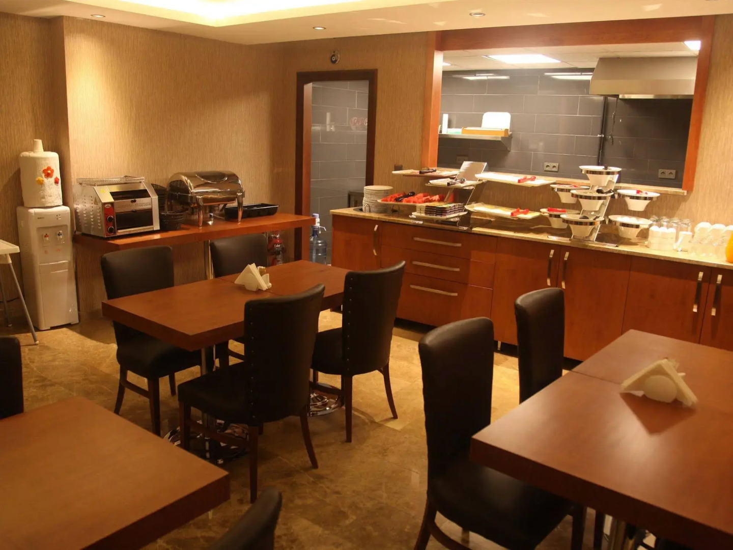 Blueway Hotel Historical