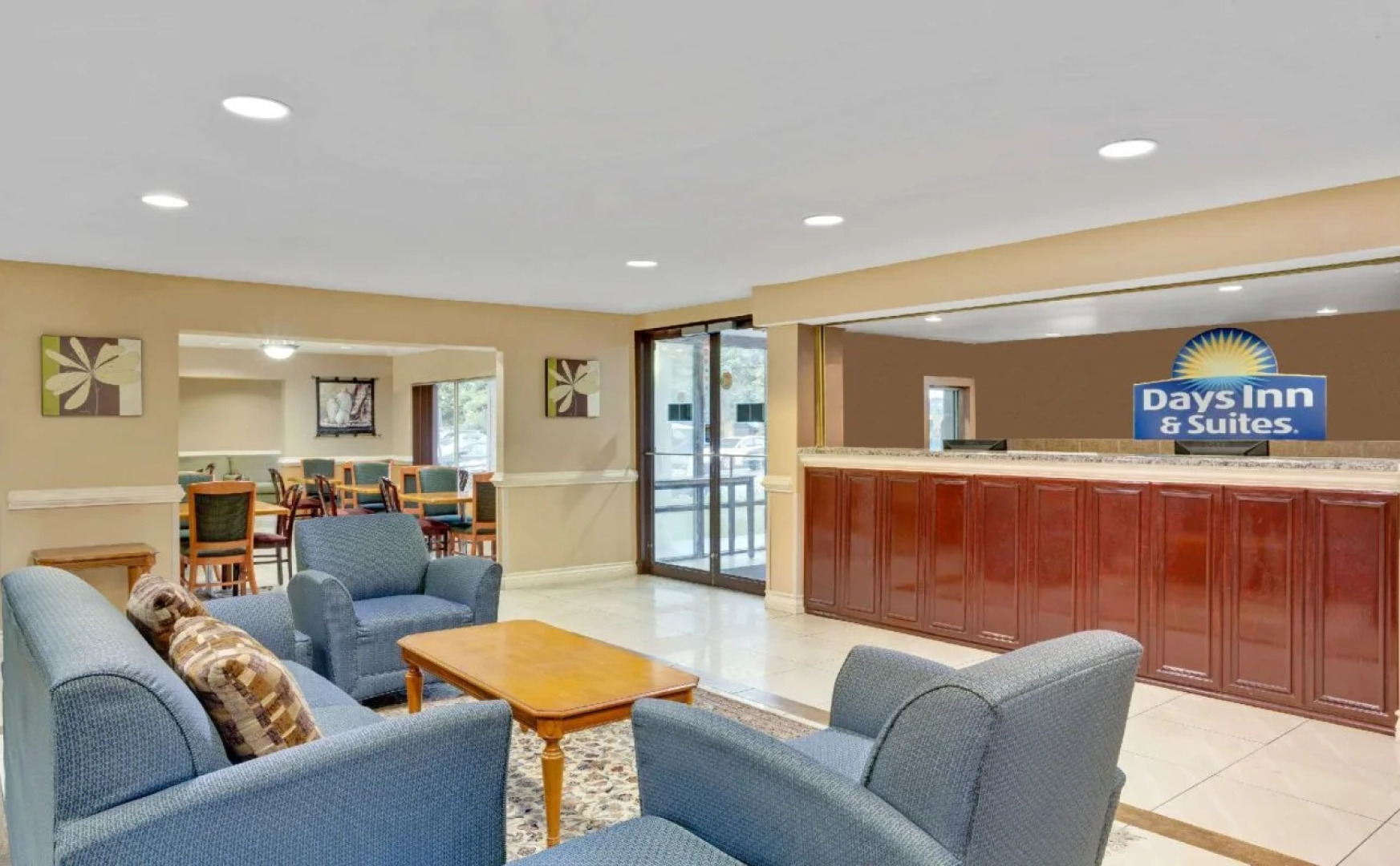 Baymont by Wyndham College Park Atlanta Airport South