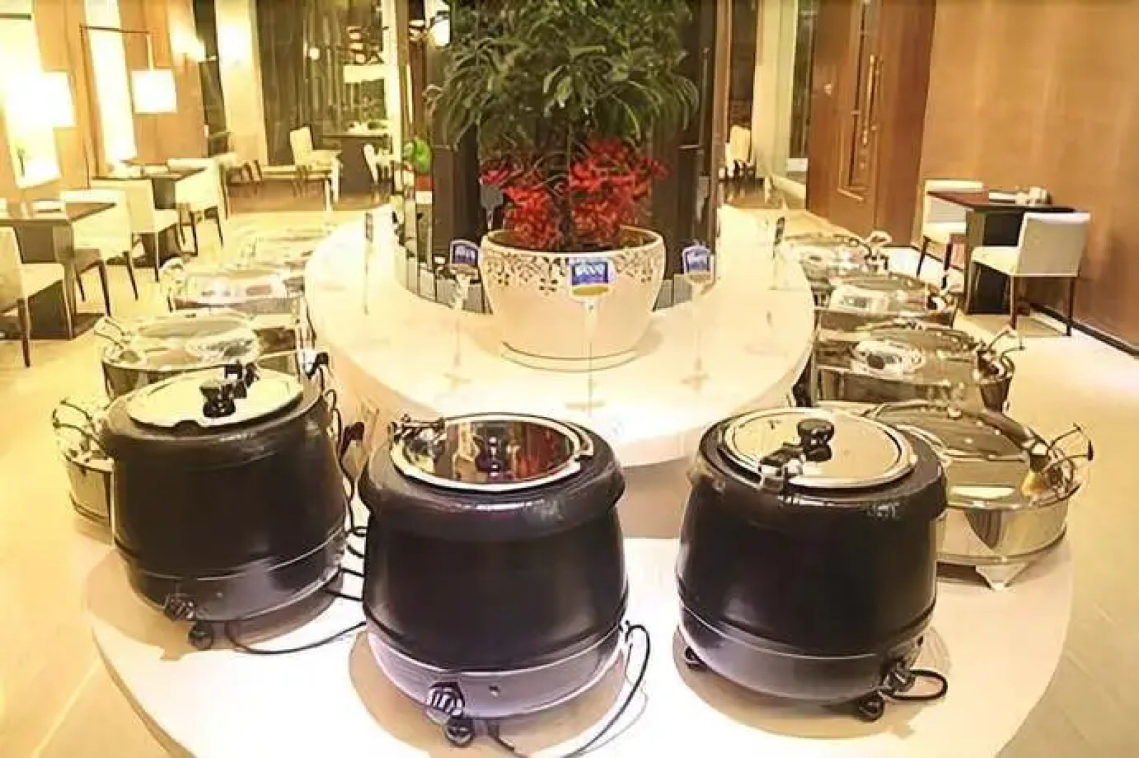 Xinxiang Bowei Style Hotel Peace Road