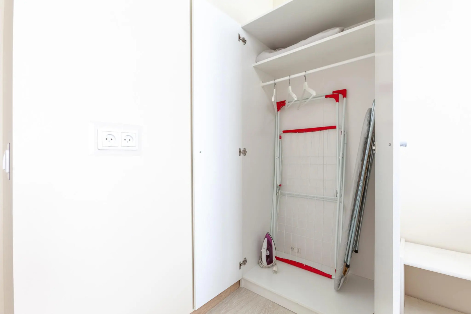 Апартаменты Рентплаза на ул. Потапова, д. 78в