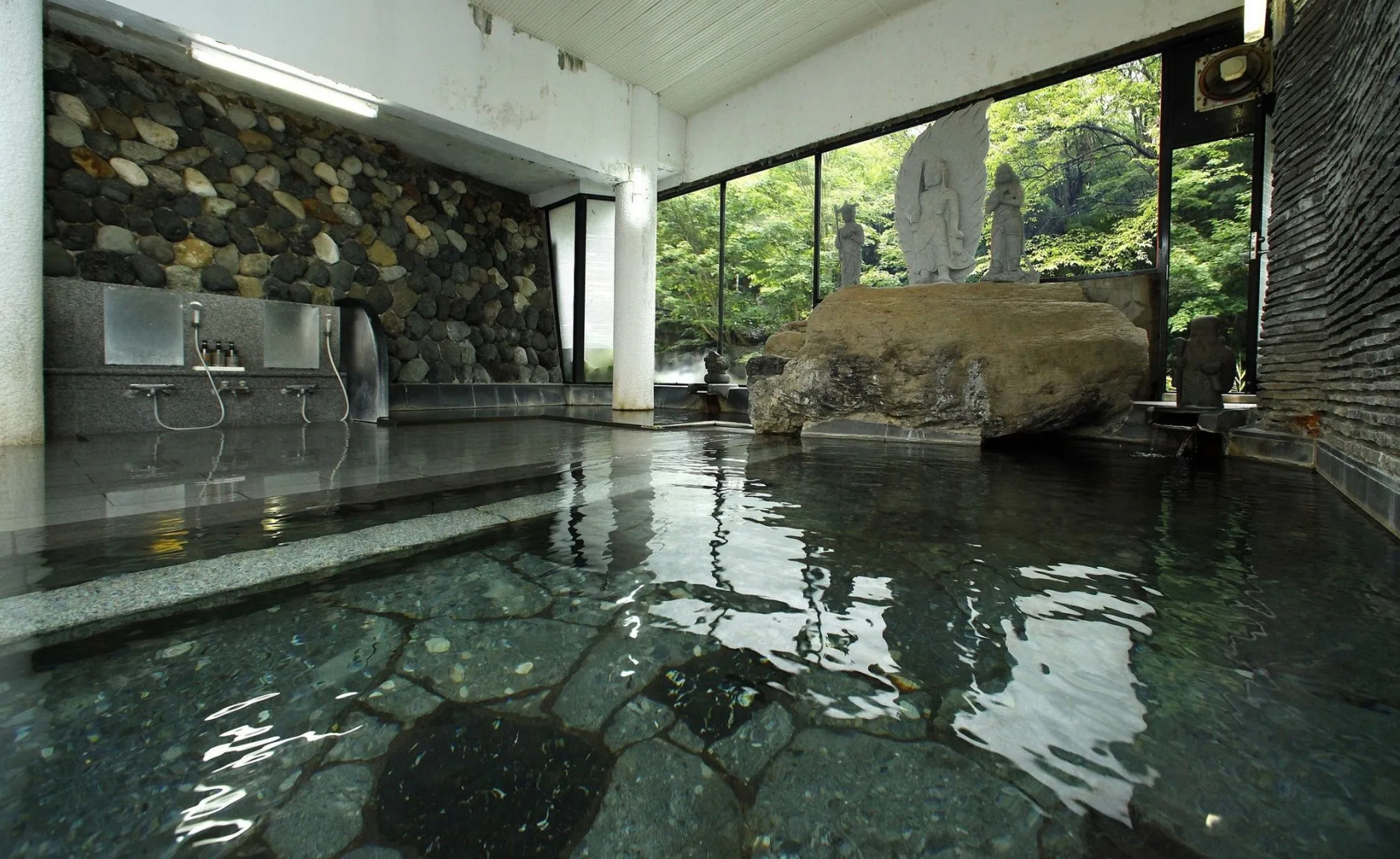 Отель Takaragawa Onsen Osenkaku