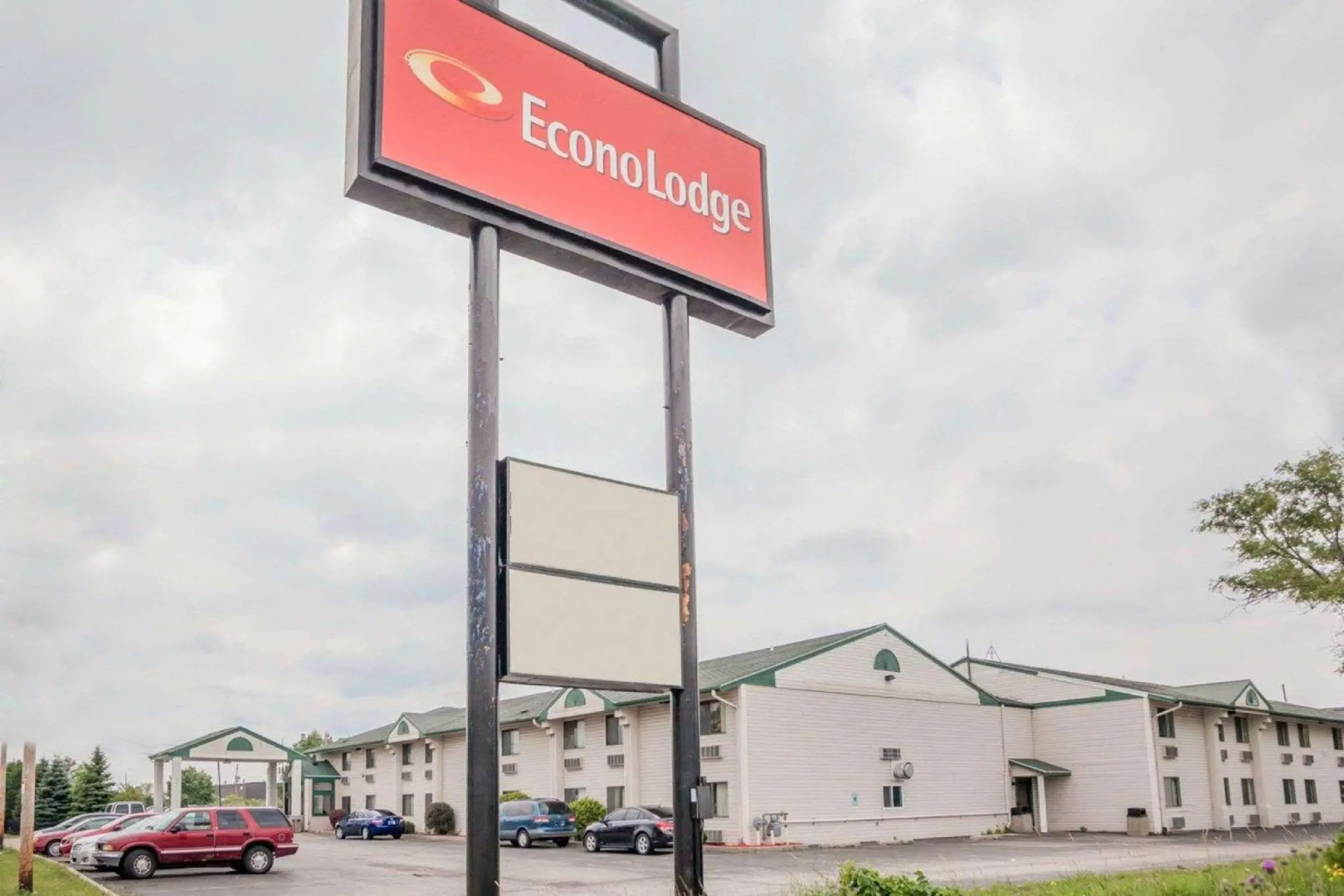 Econo Lodge Milwaukee Airport