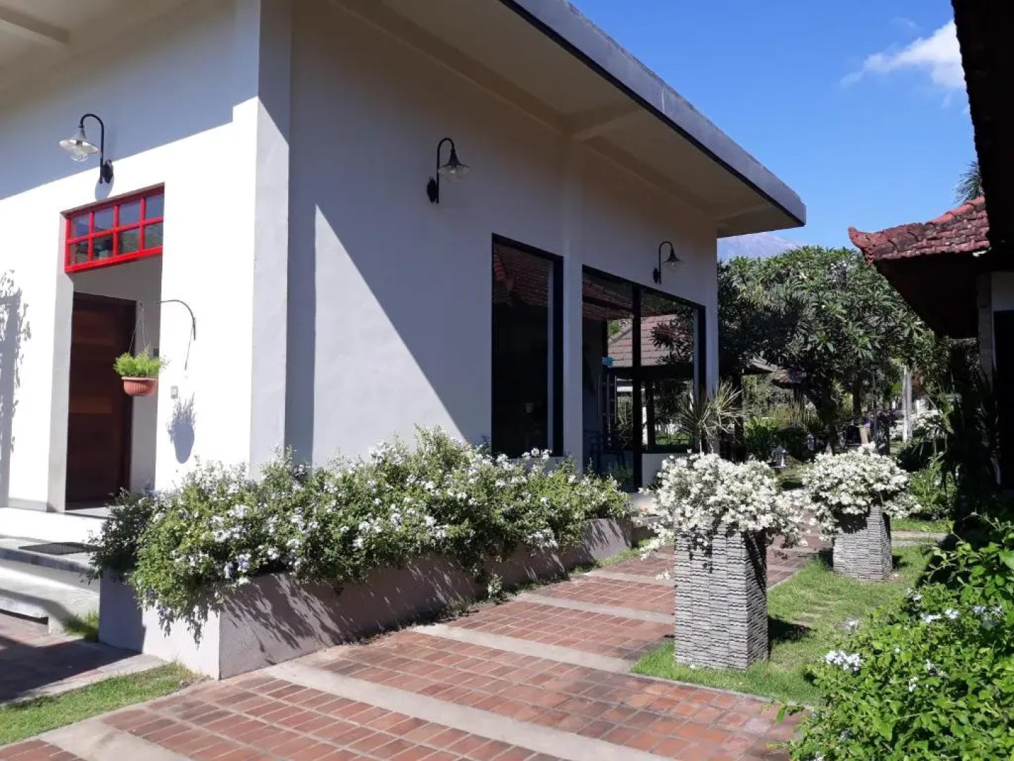 BlueHill Dive Resort Tulamben