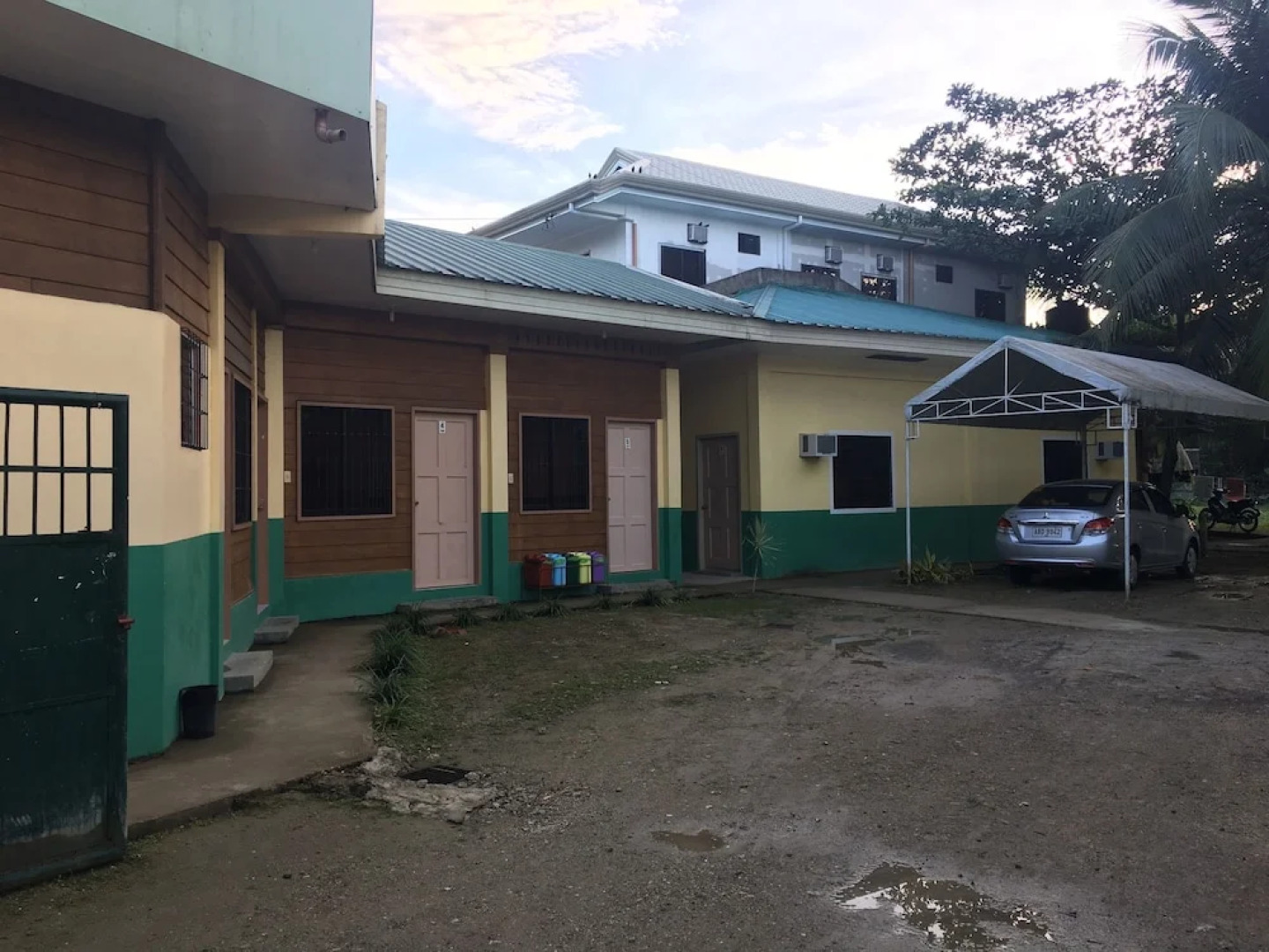 Twilight N Pension House