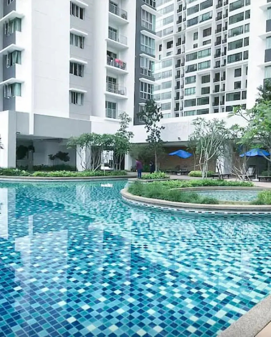 One South Garden Apartment