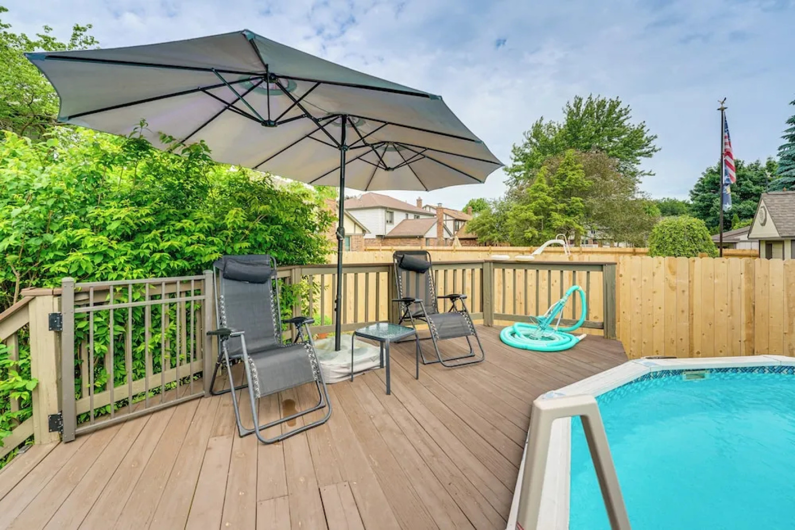 Sterling Heights Getaway w/ Fire Pit!