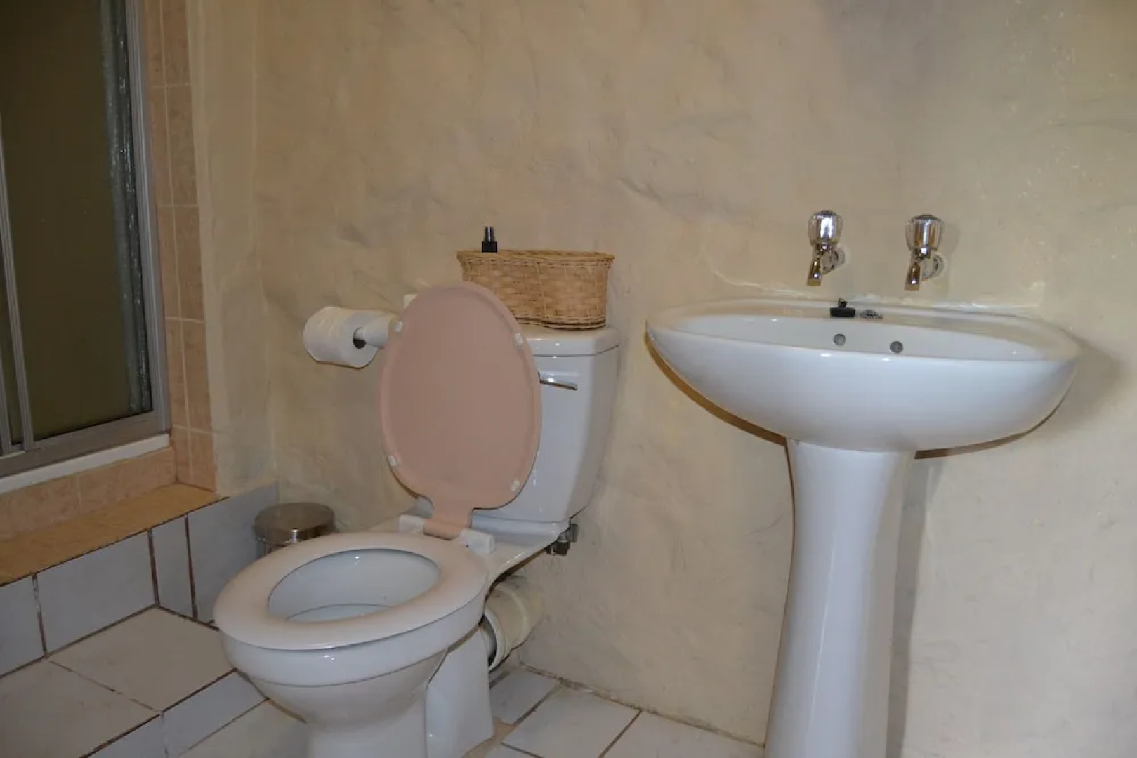 Over The Mountain Guest Farm