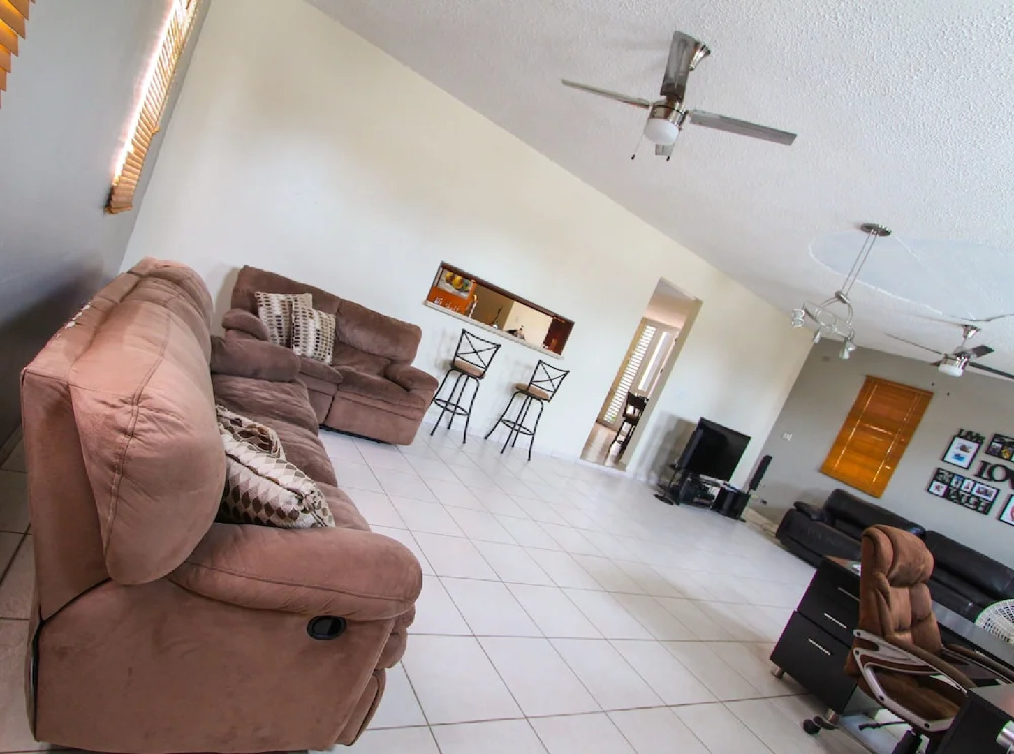 Caguas 4 Bedroom Vacation Villa