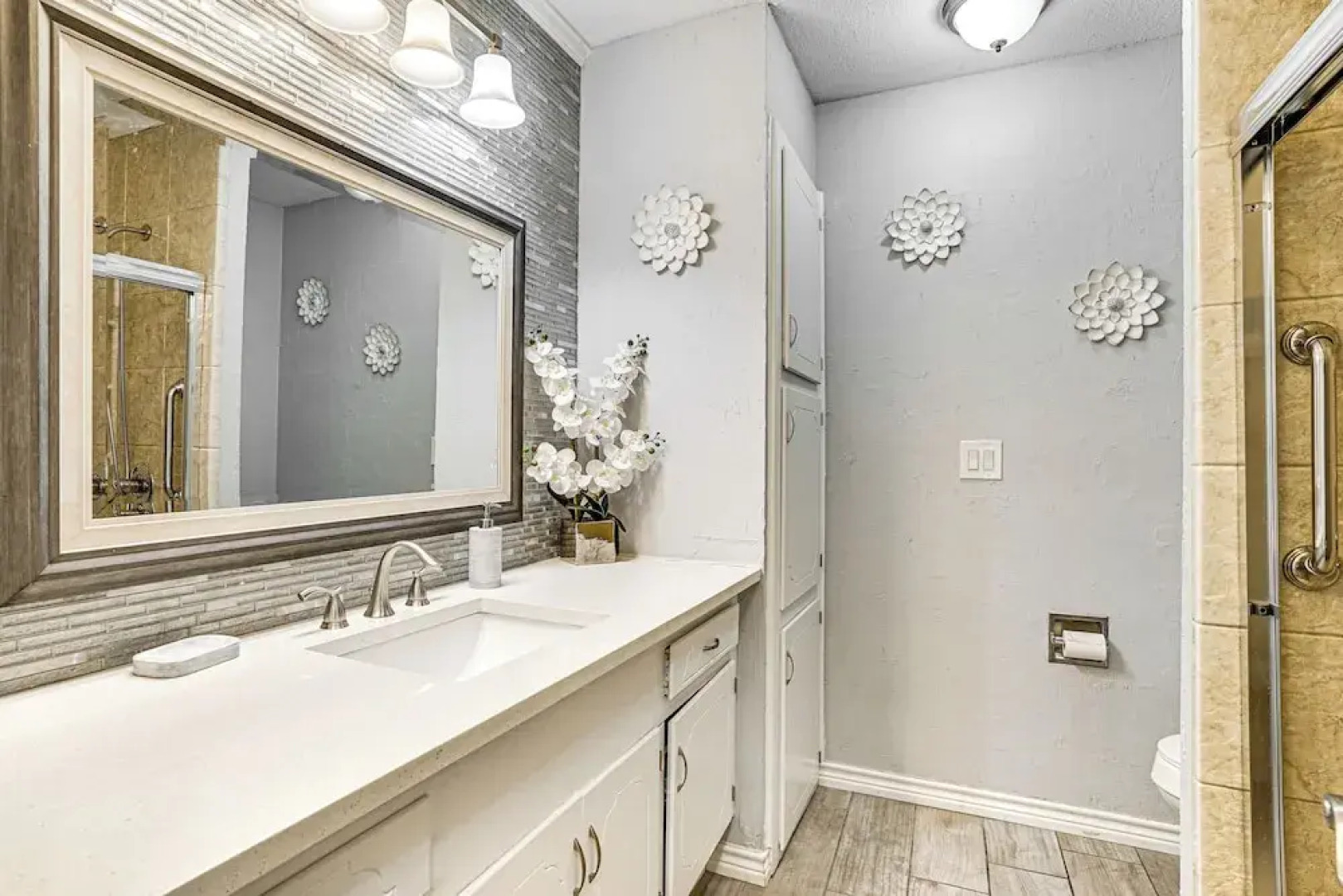 2 Mi to Lake: Home w/ Game Room, Pool & Fast Wifi!