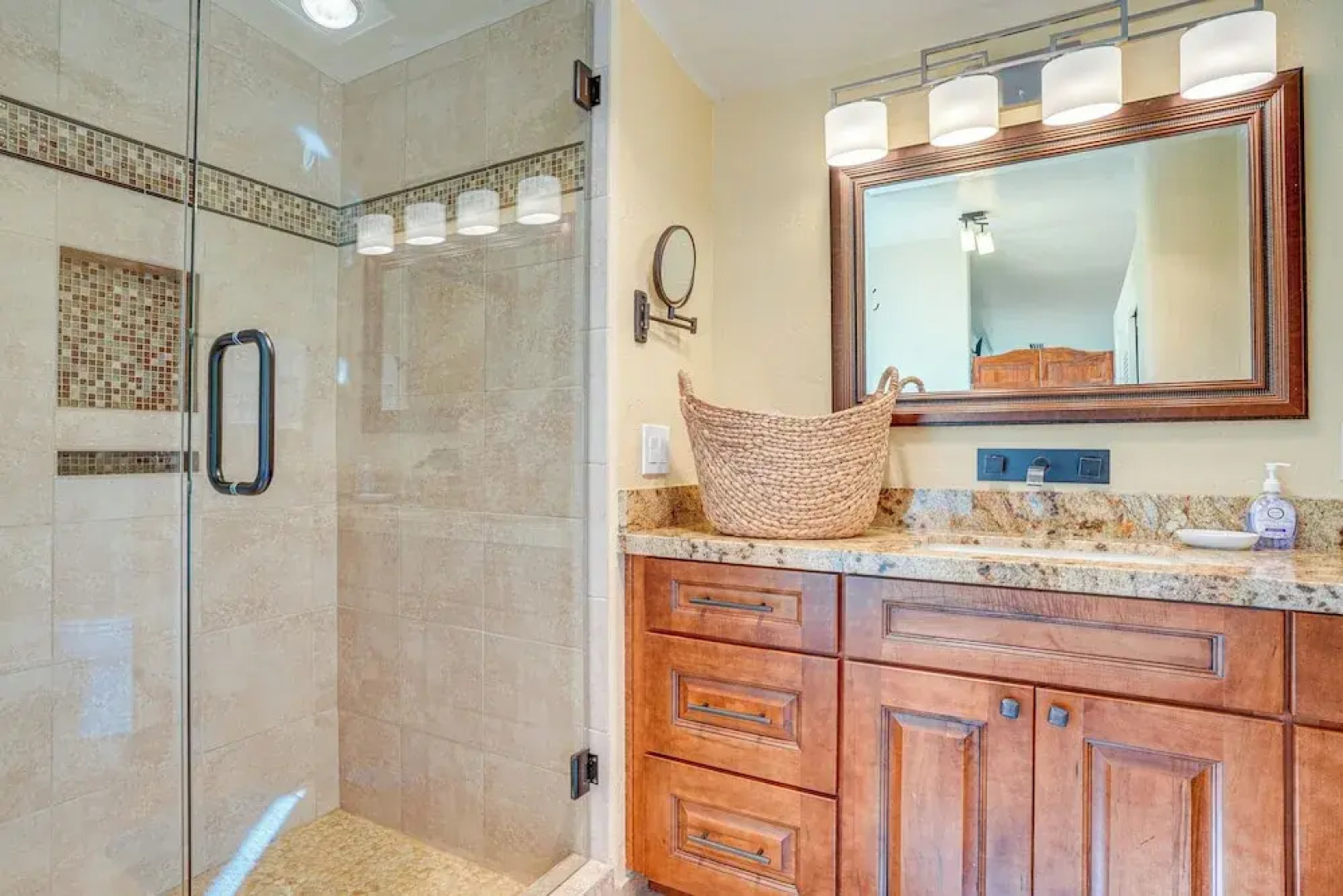 Panoramic Red Rock Views & Hot Tub: Sedona Retreat