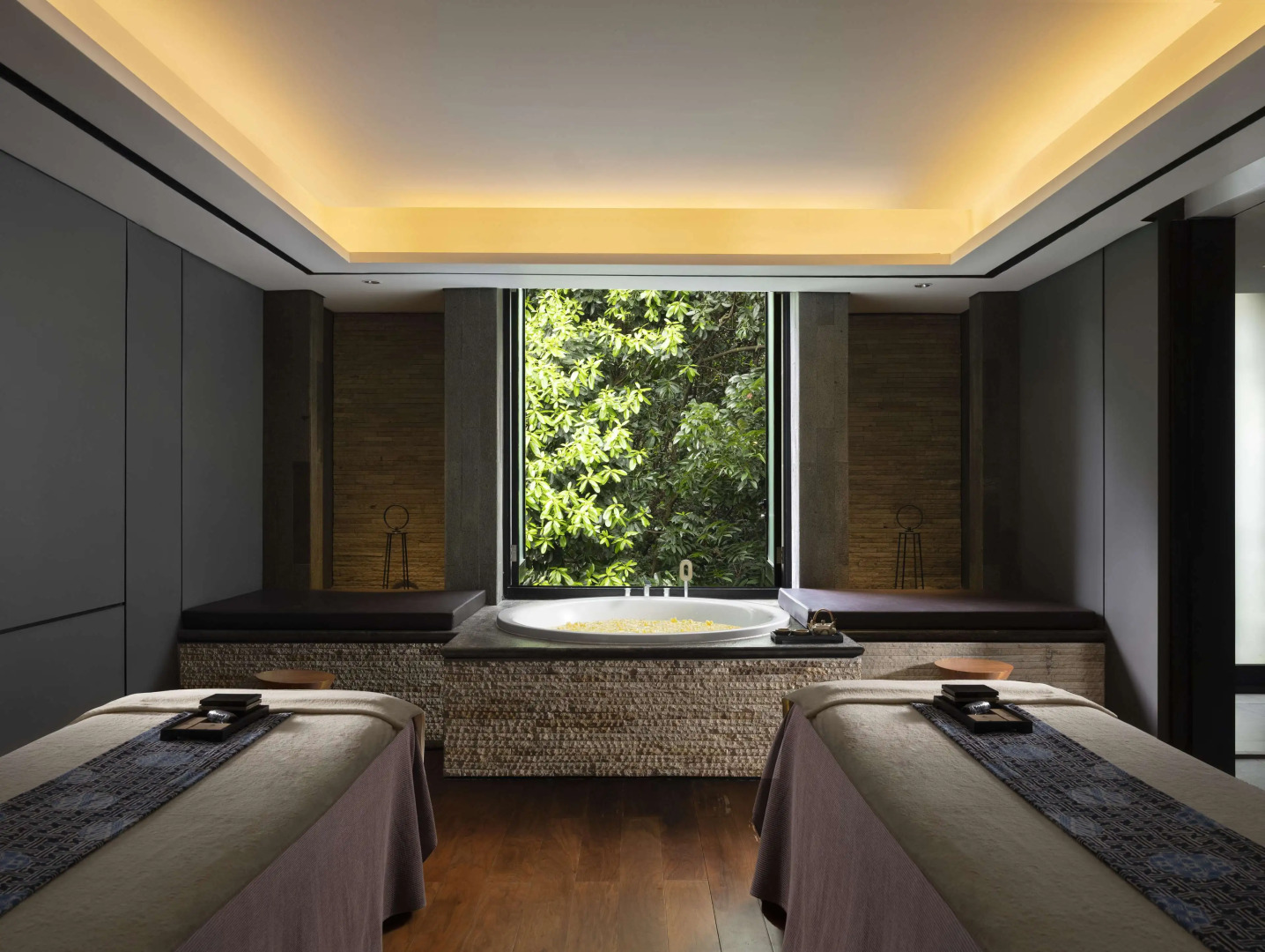 Royal Tulip Gunung Geulis Resort and Golf