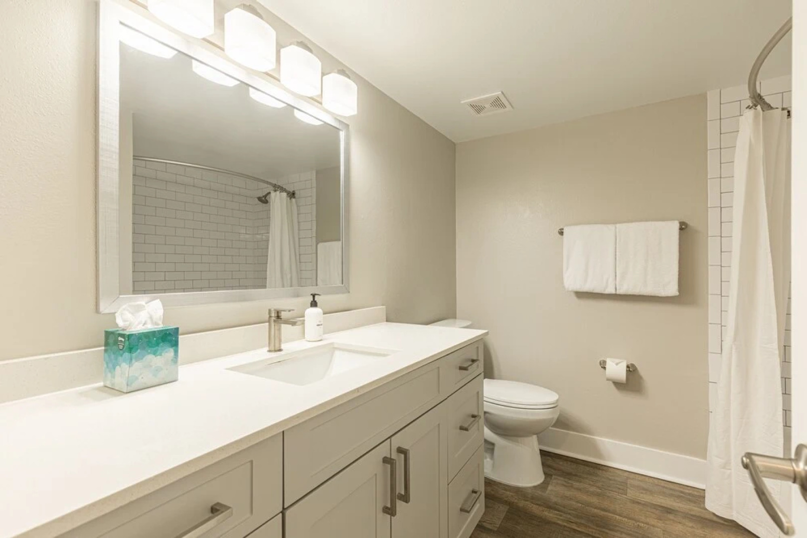 Modern Townhouse Apartments in Aventura