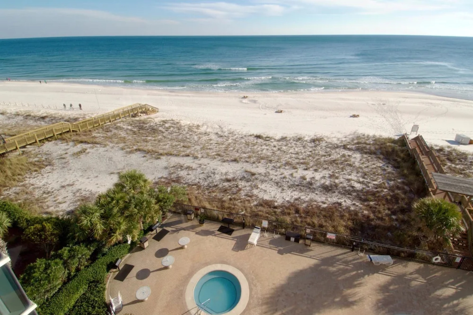 Palacio Condos by Hosteeva