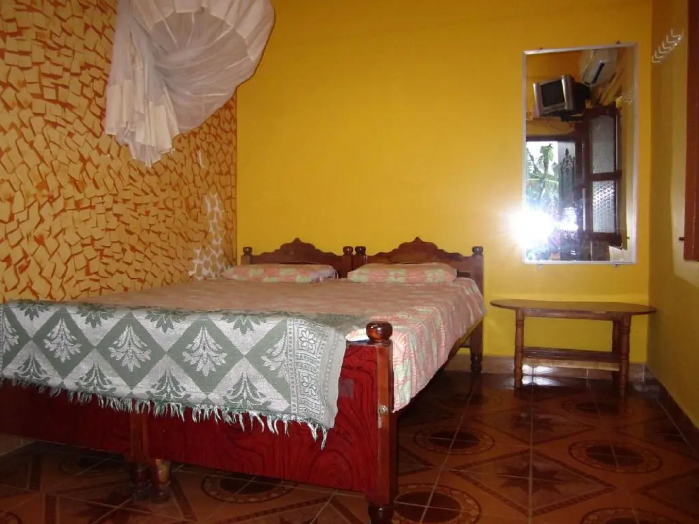 Archana Guest House River View