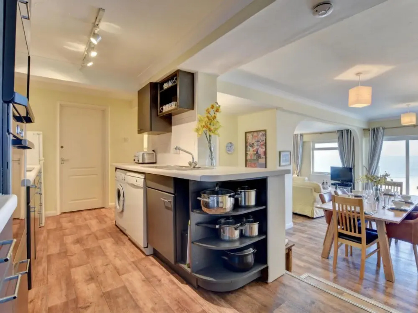 Flat 8 Clifton Court Croyde