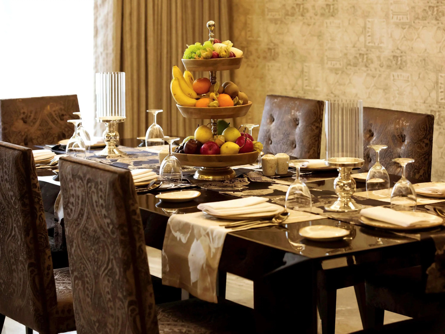 Novotel Kolkata Hotel & Residences Hotel