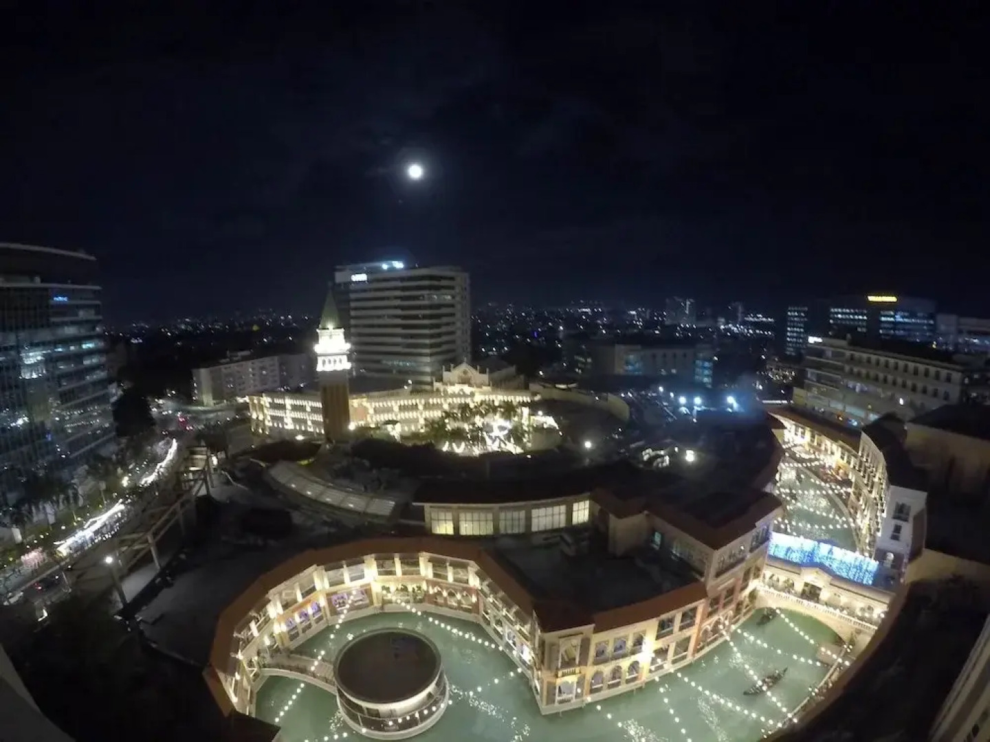 Fantastic Step to the Venice