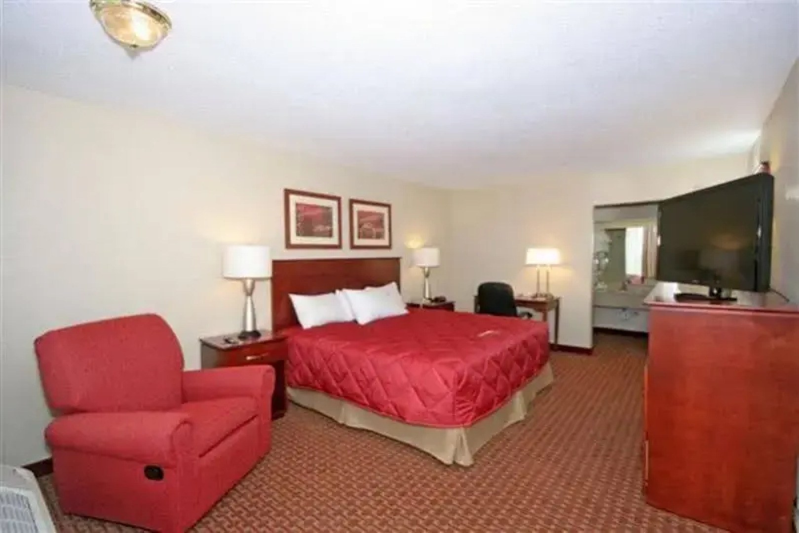 Ramada Burlington Hotel and Conference Center