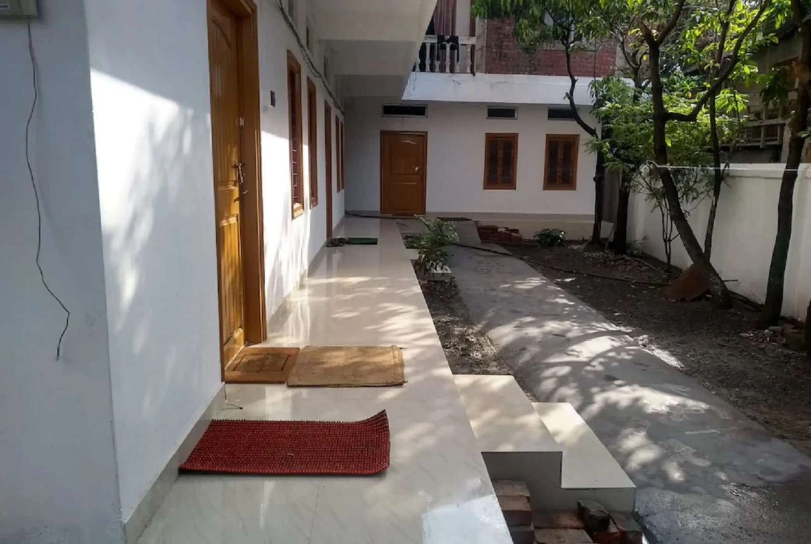 Goroomgo Manipur House Imphal