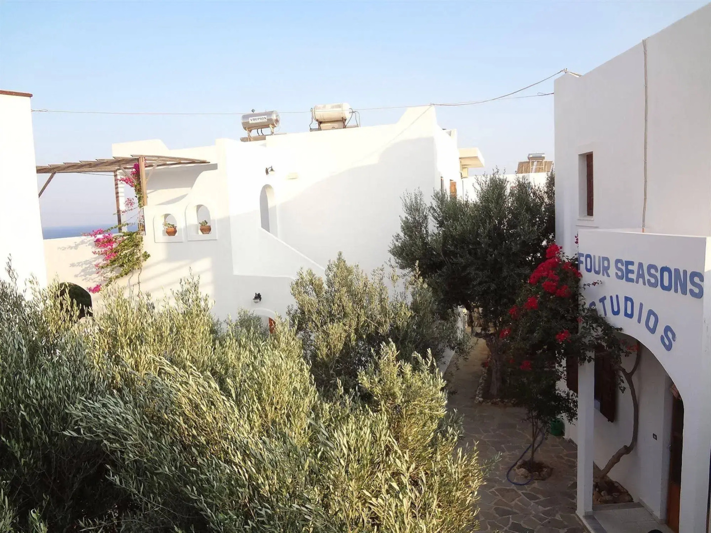 Four Seasons Studios