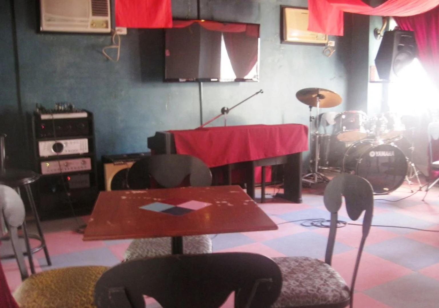 Alicia Hotel & Restaurant