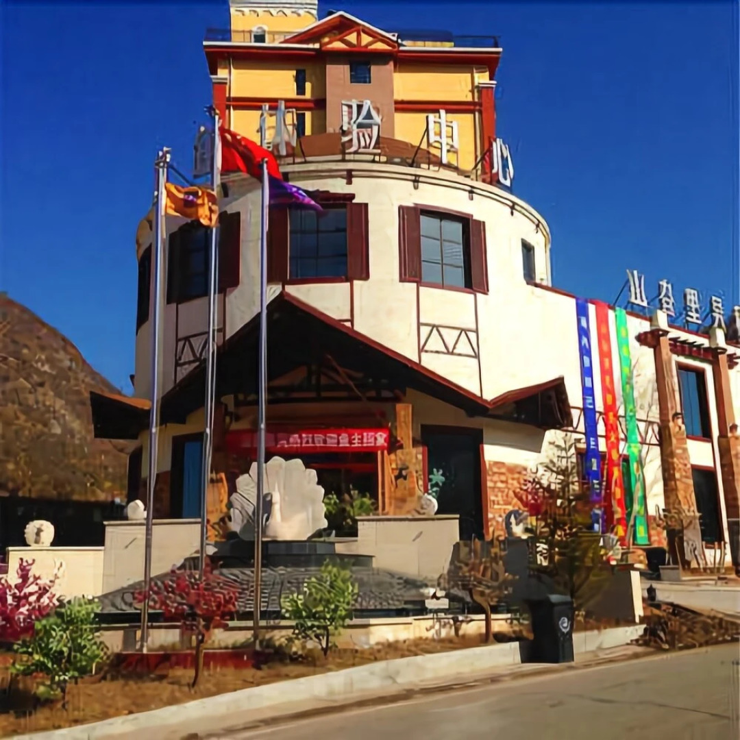 Shangalila Luxury Hotel