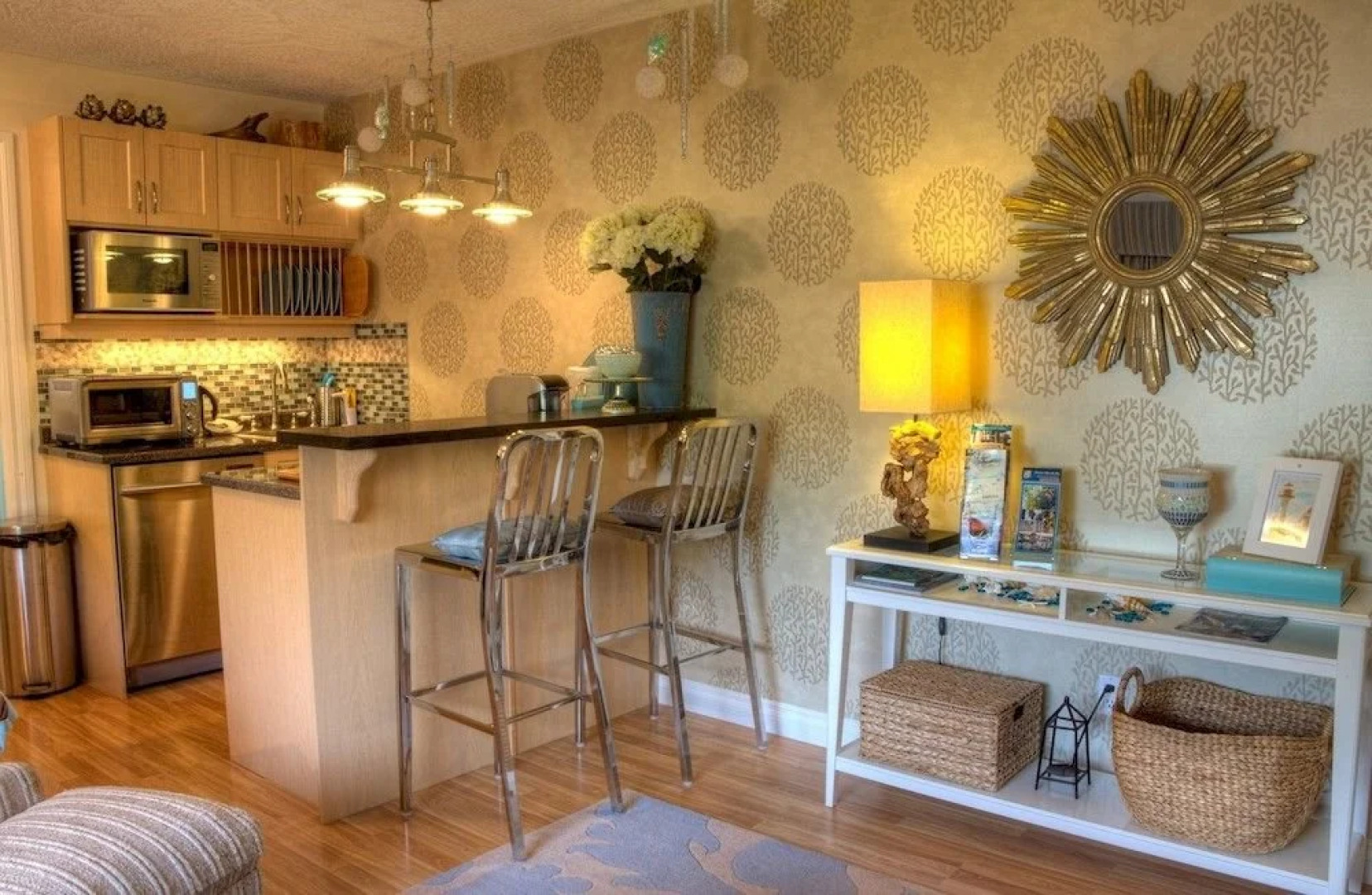 Seasons Above the Bay Guest Suites and B&B