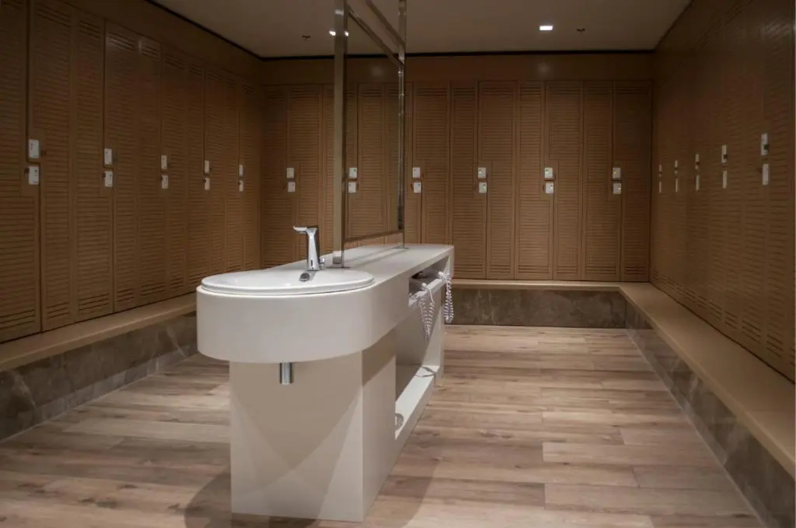 TITANIC Chaussee Berlin