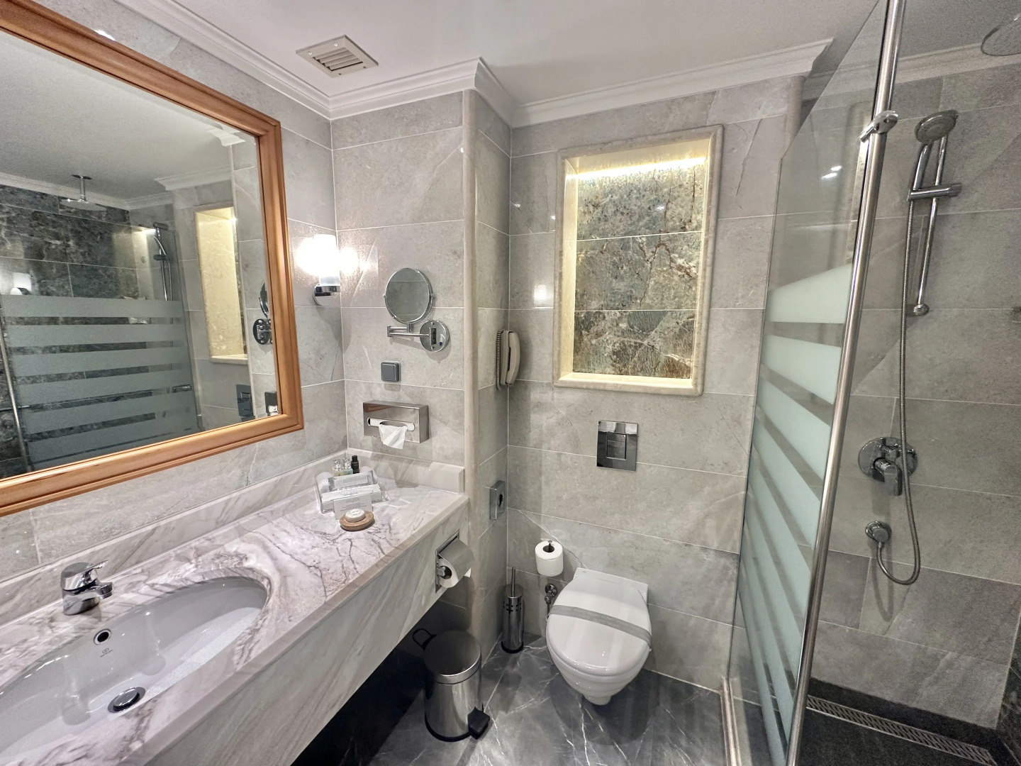 Отель Steigenberger Nelson Village