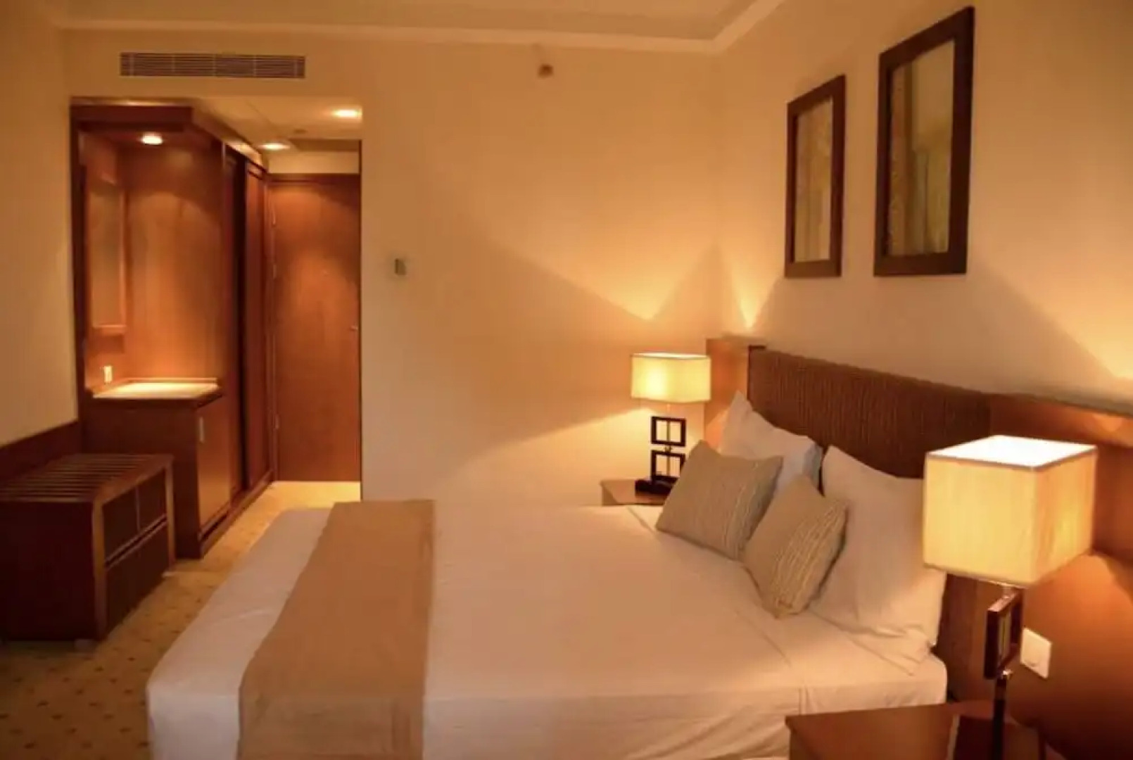 Hala Hotel & Aqua Park