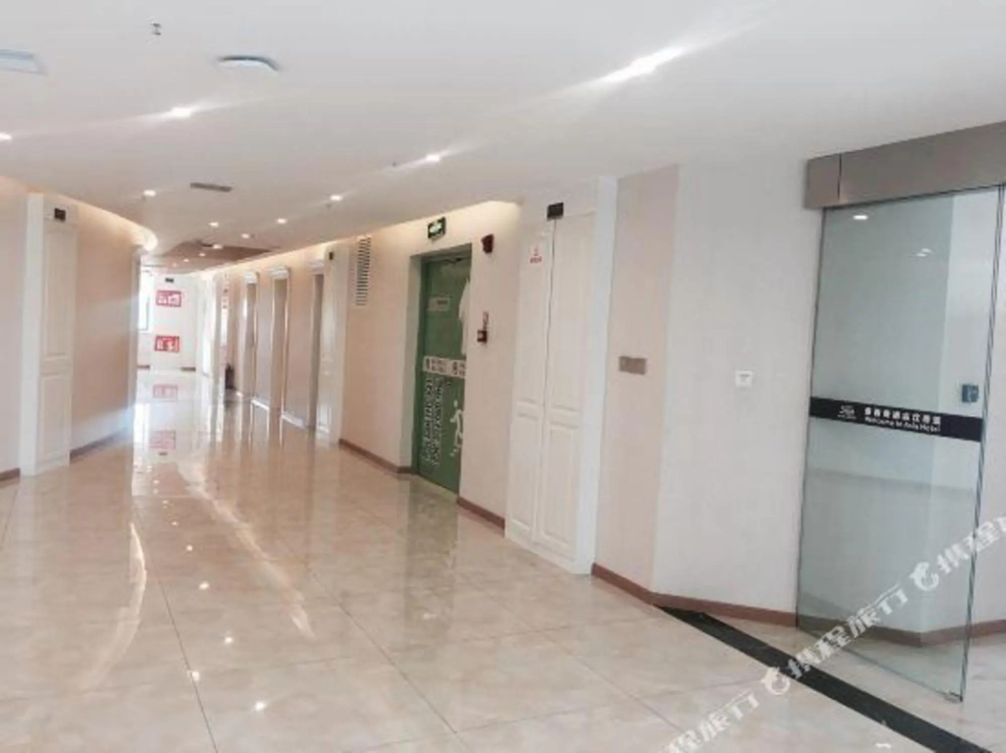 Suining Yaxia Hotel (Logistic Port Jianxuan City)