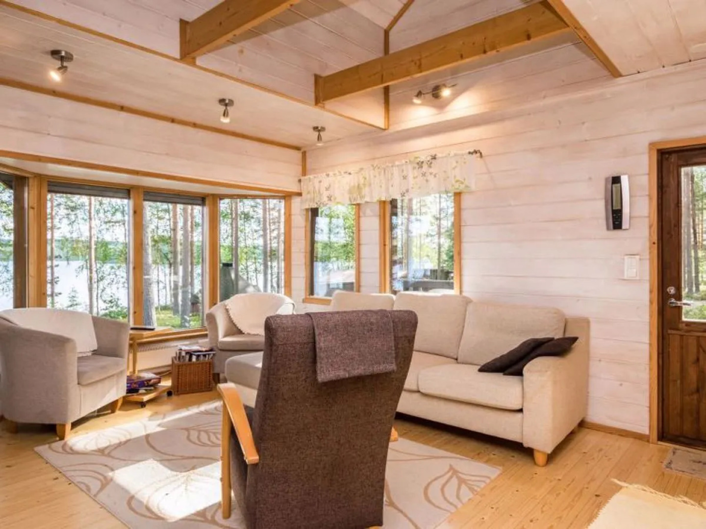 Holiday Home Kuvalanranta