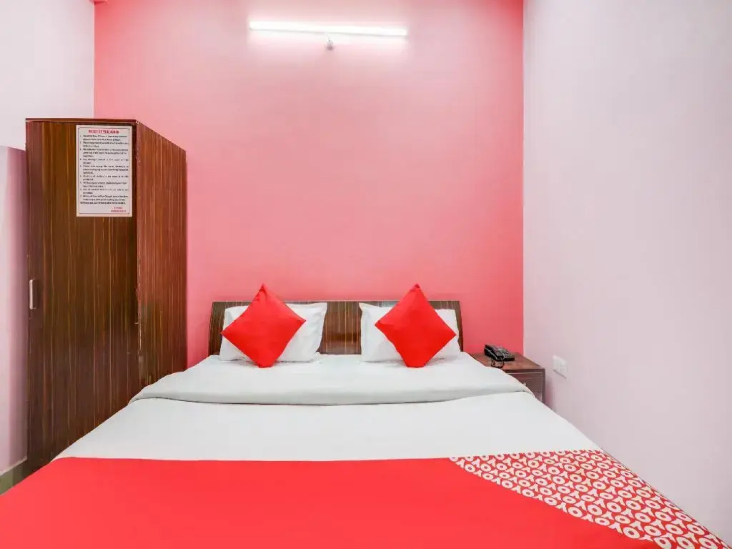 Trimurti Palace by OYO Rooms