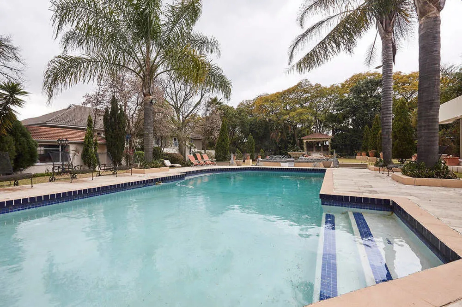 Bed and Breakfast on Melrose