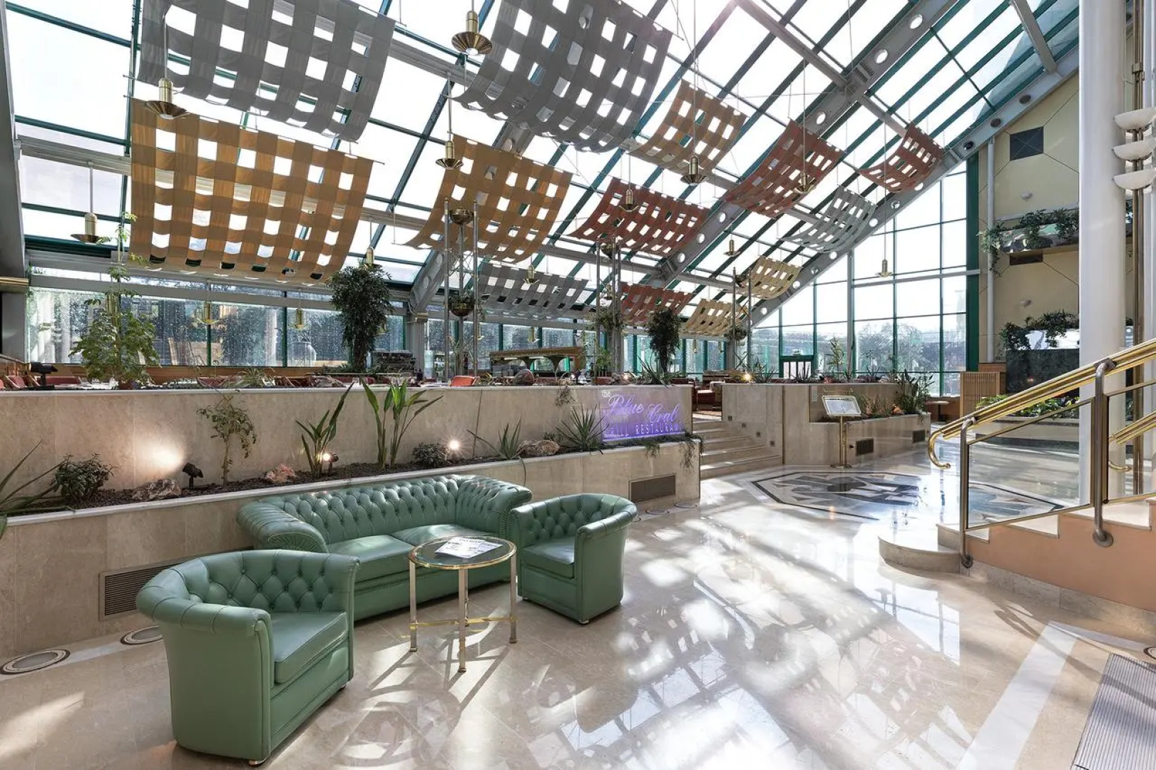 Отель Royal Garden