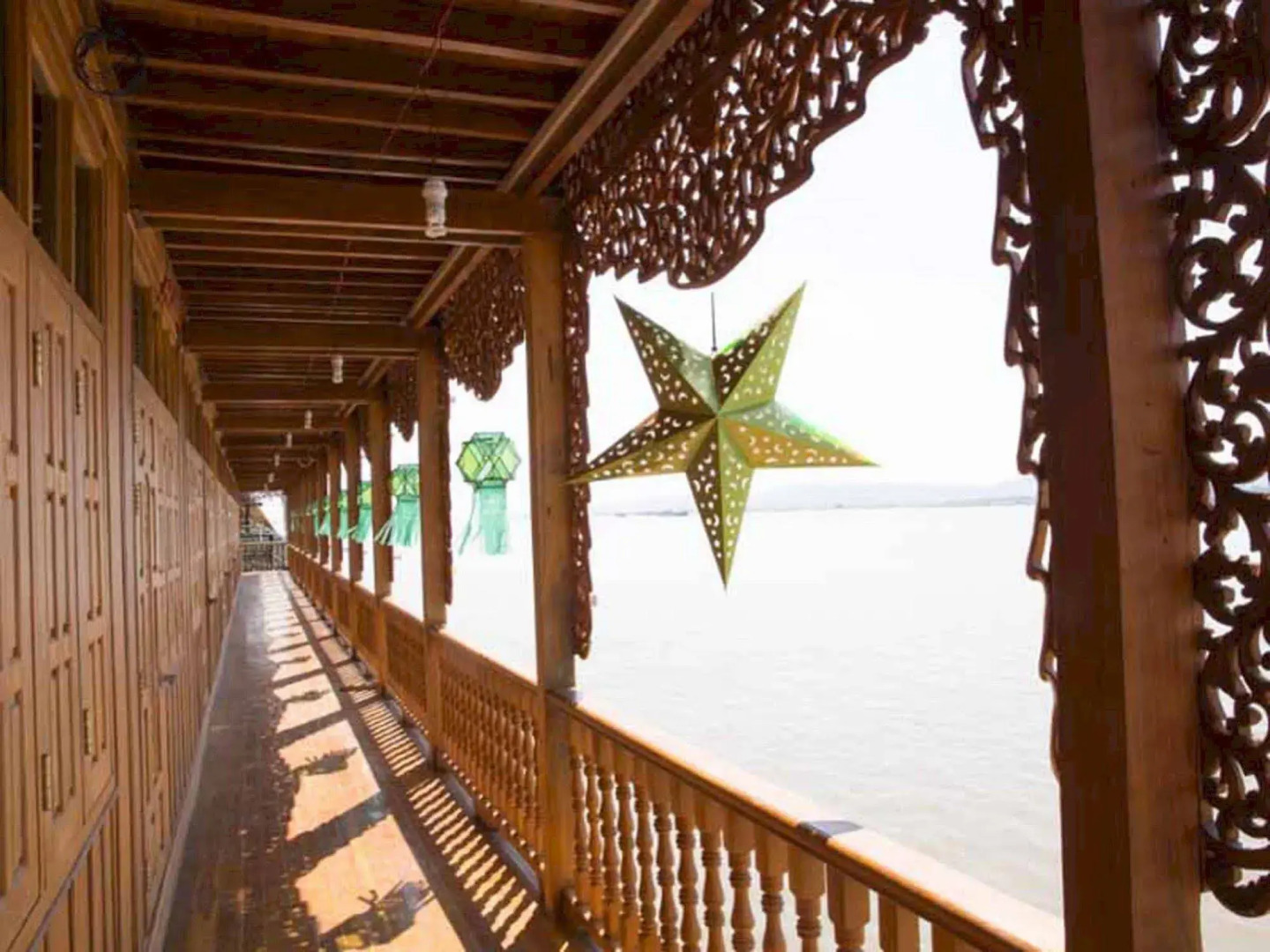 Mandalay Karaweik Mobile Hotel