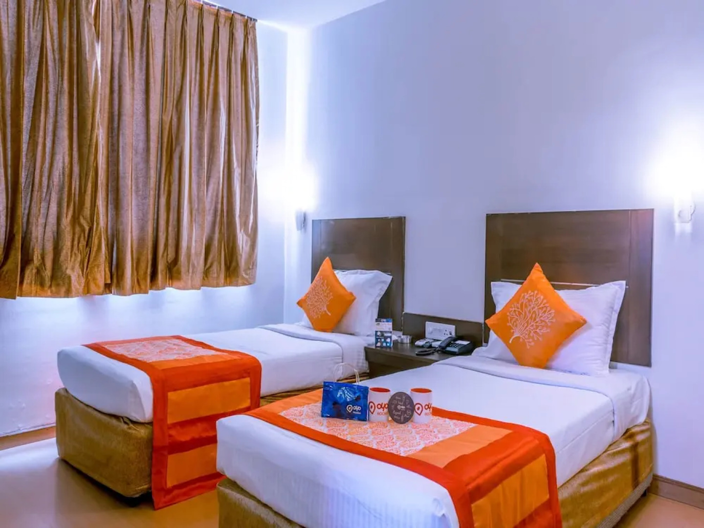 OYO 2653 The Orange Hotel