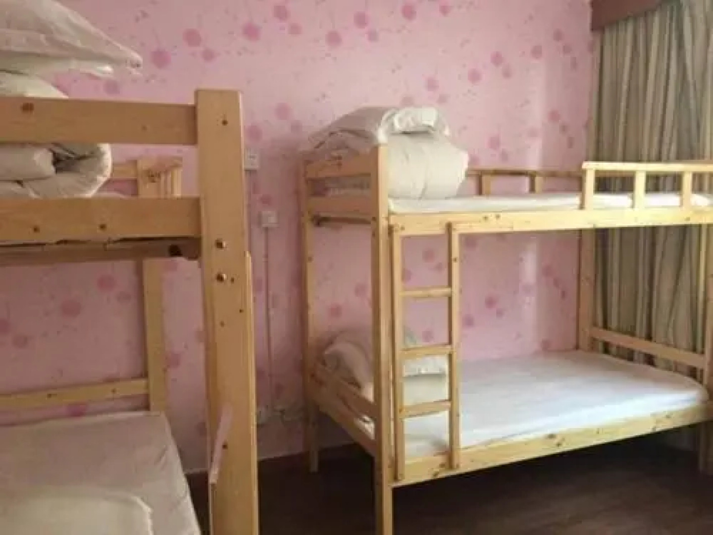 Mohebeilv International Youth Hostel