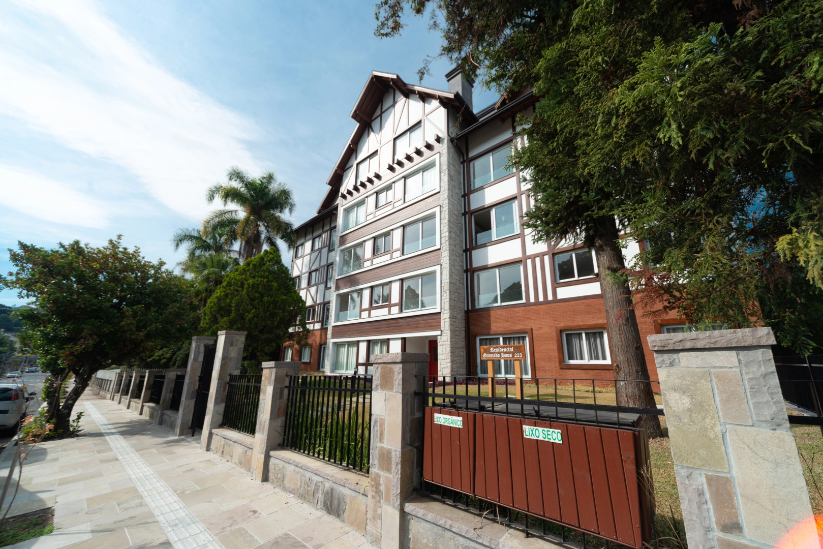 NOVO, luxuoso e no centro de Gramado